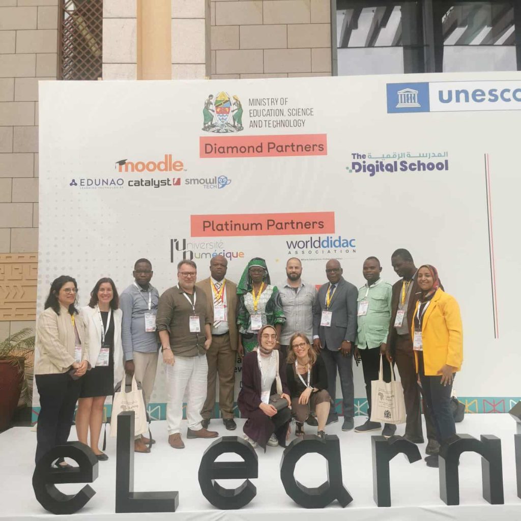 Photo de groupe à elarning Africa